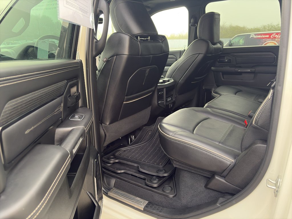 Used 2023 RAM 2500 Limited AWD/4WD image 17