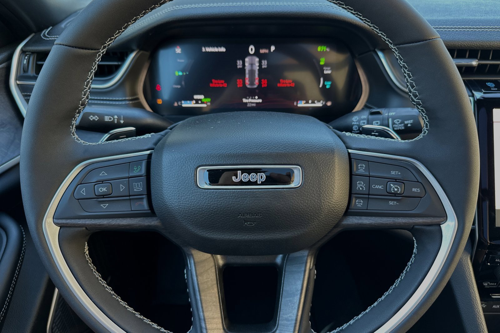 New 2024 Jeep Grand Cherokee Limited 4xe image 22