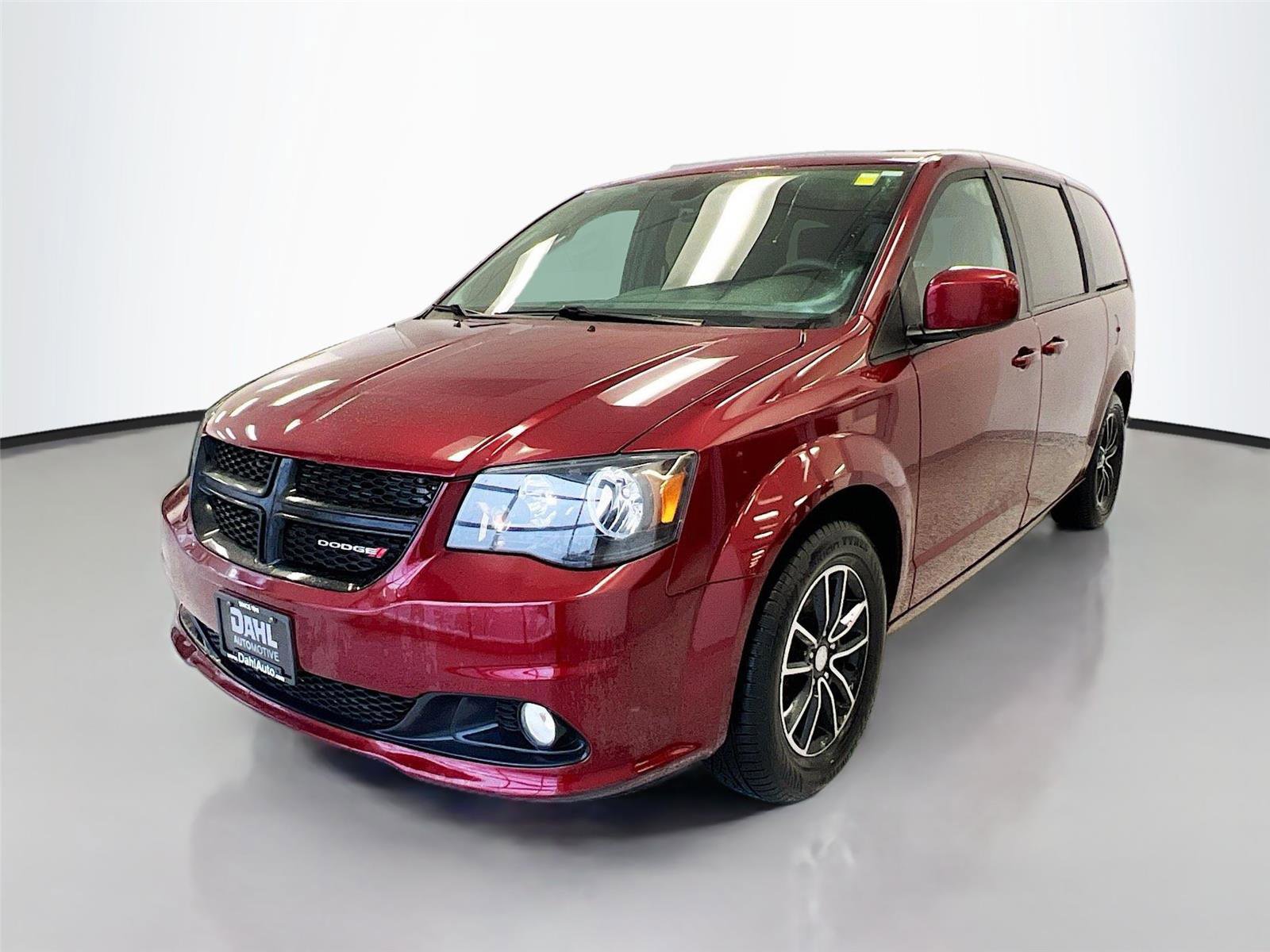 Used 2019 Dodge Grand Caravan SE image 4