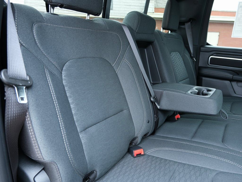 New 2026 RAM 1500 4x4 Crew Cab image 27