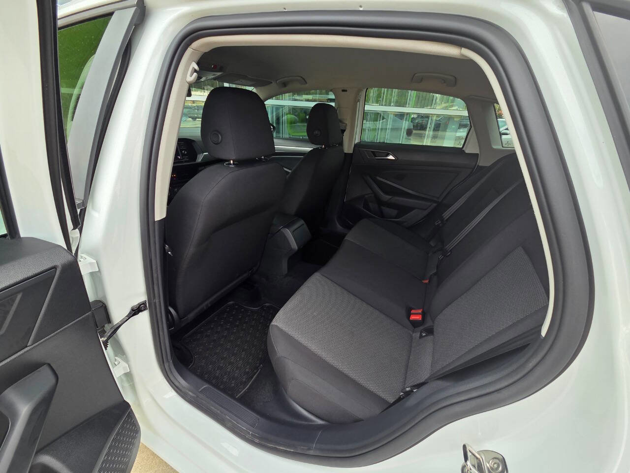 Used 2020 Volkswagen Jetta S image 12