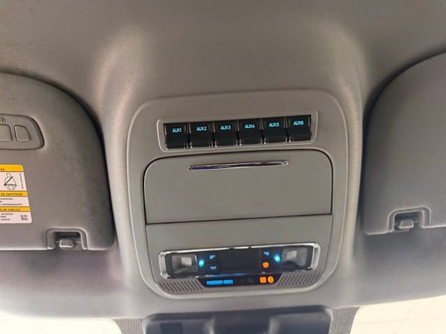 New 2026 Ford F350 4x4 Crew Cab DRW Super Duty image 15
