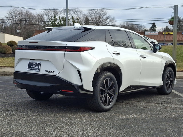 New 2026 Lexus RZ 450e AWD image 4