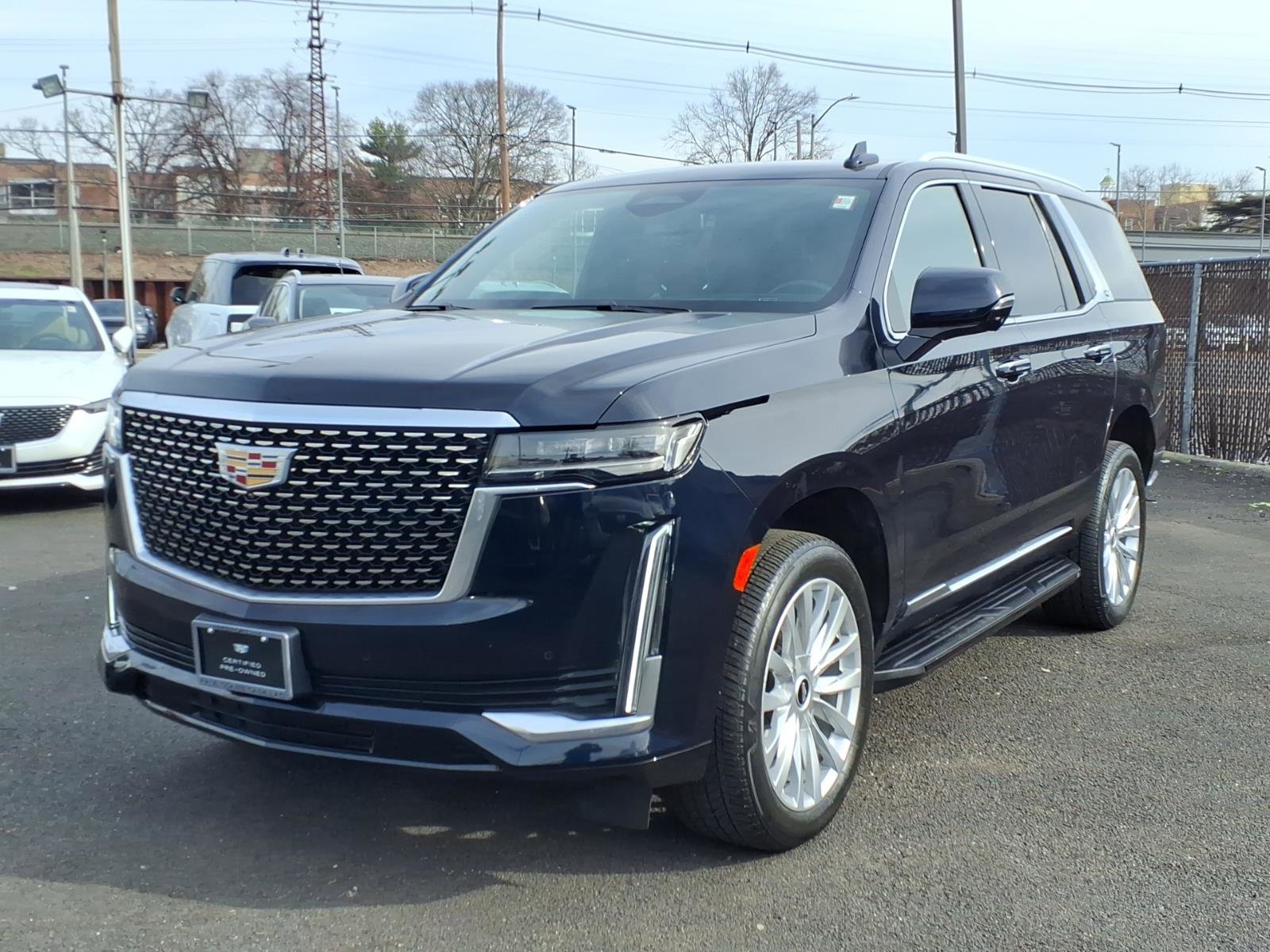 Certified 2022 Cadillac Escalade Luxury image 1