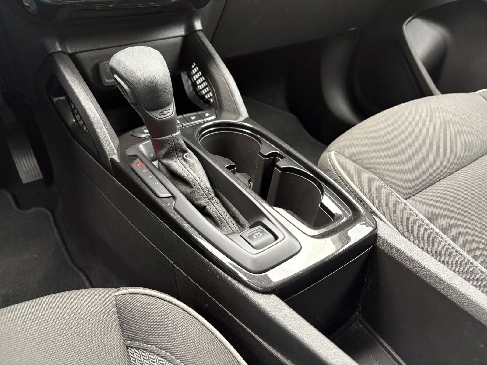 Used 2025 Chevrolet TrailBlazer LT image 39