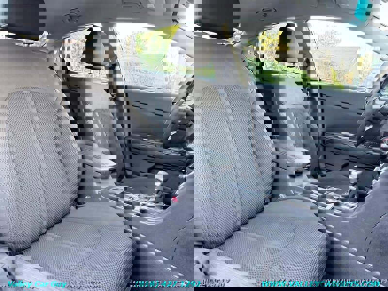 Used 2019 Kia Optima LX image 10