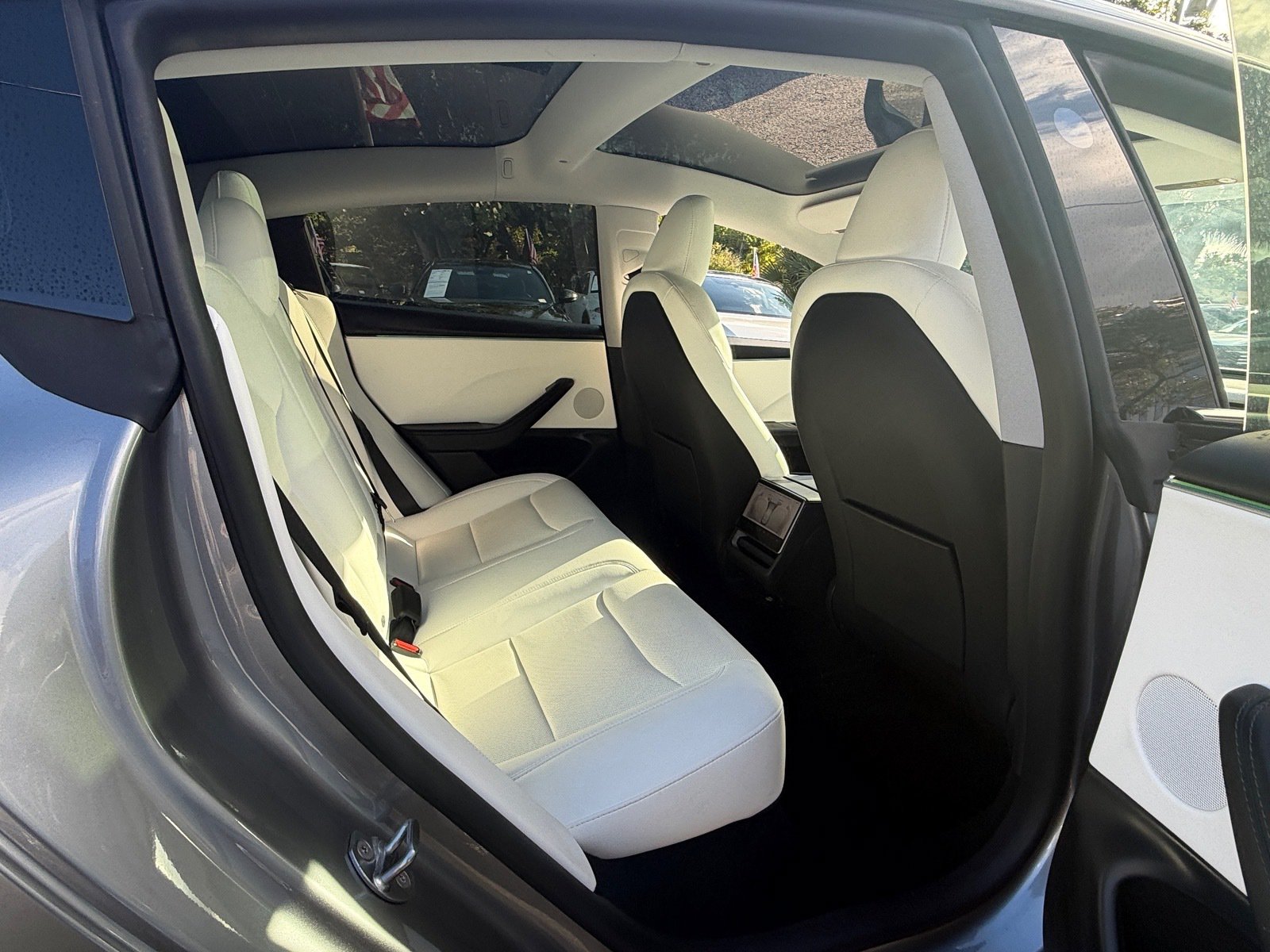 Used 2025 Tesla Model 3 Long Range RWD image 15