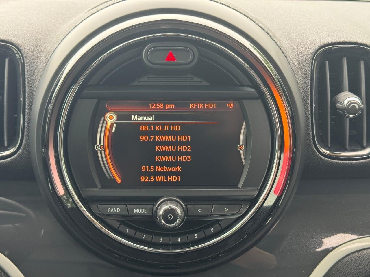 Used 2018 MINI Cooper Countryman S FWD image 14