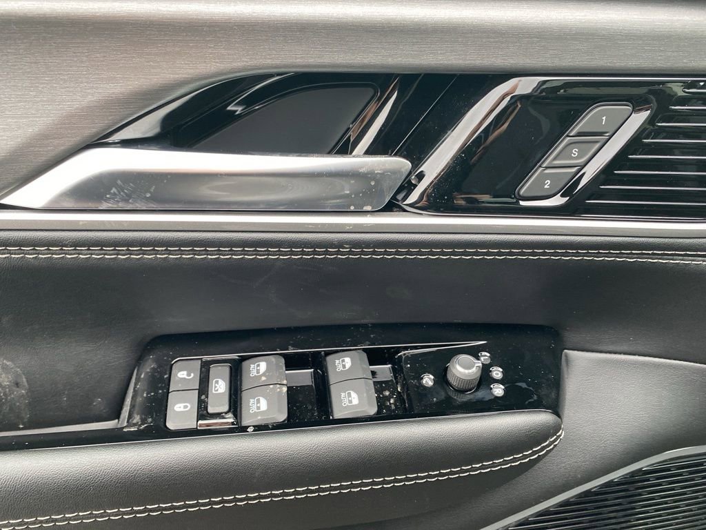 New 2026 Jeep Grand Wagoneer Limited AWD/4WD image 30