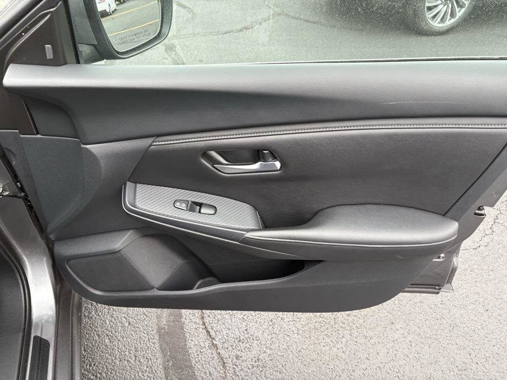 Used 2024 Nissan Sentra SV w/ All-Weather Package image 17
