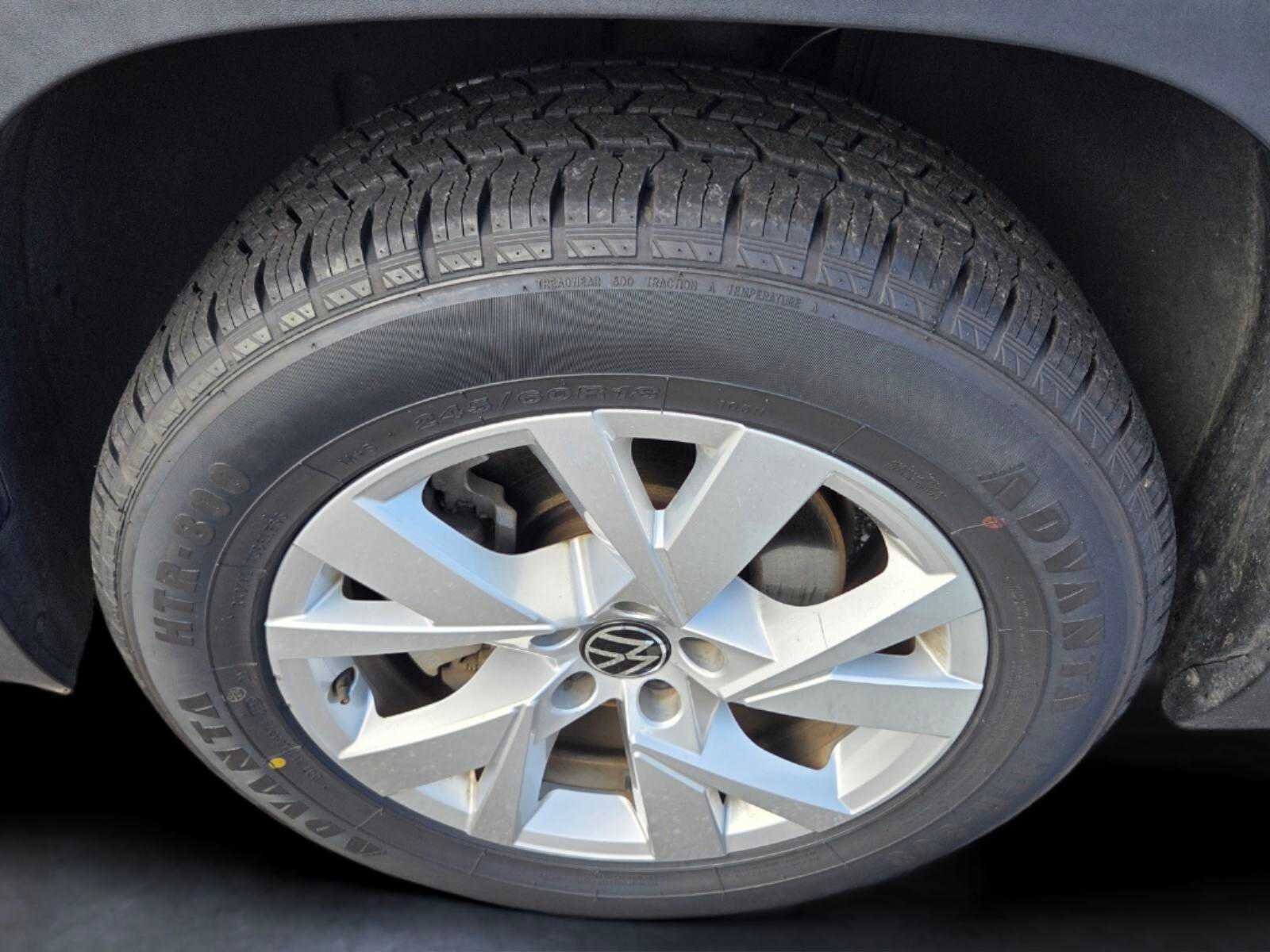Used 2021 Volkswagen Atlas Cross Sport S FWD image 14