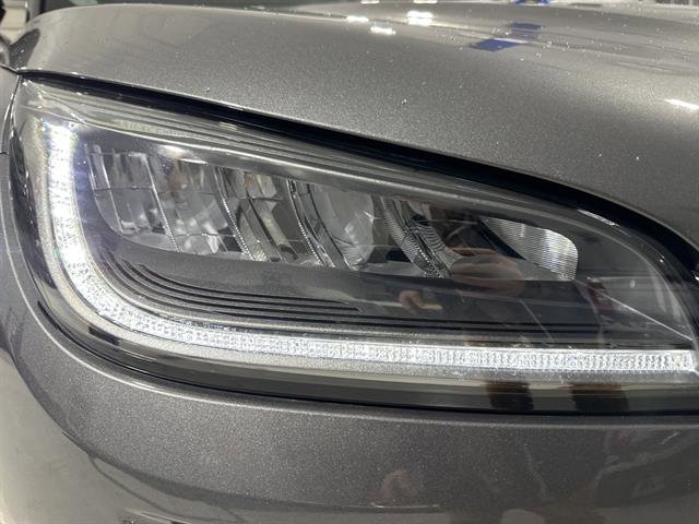 Used 2022 Lincoln Corsair Reserve w/ Sport Package image 14