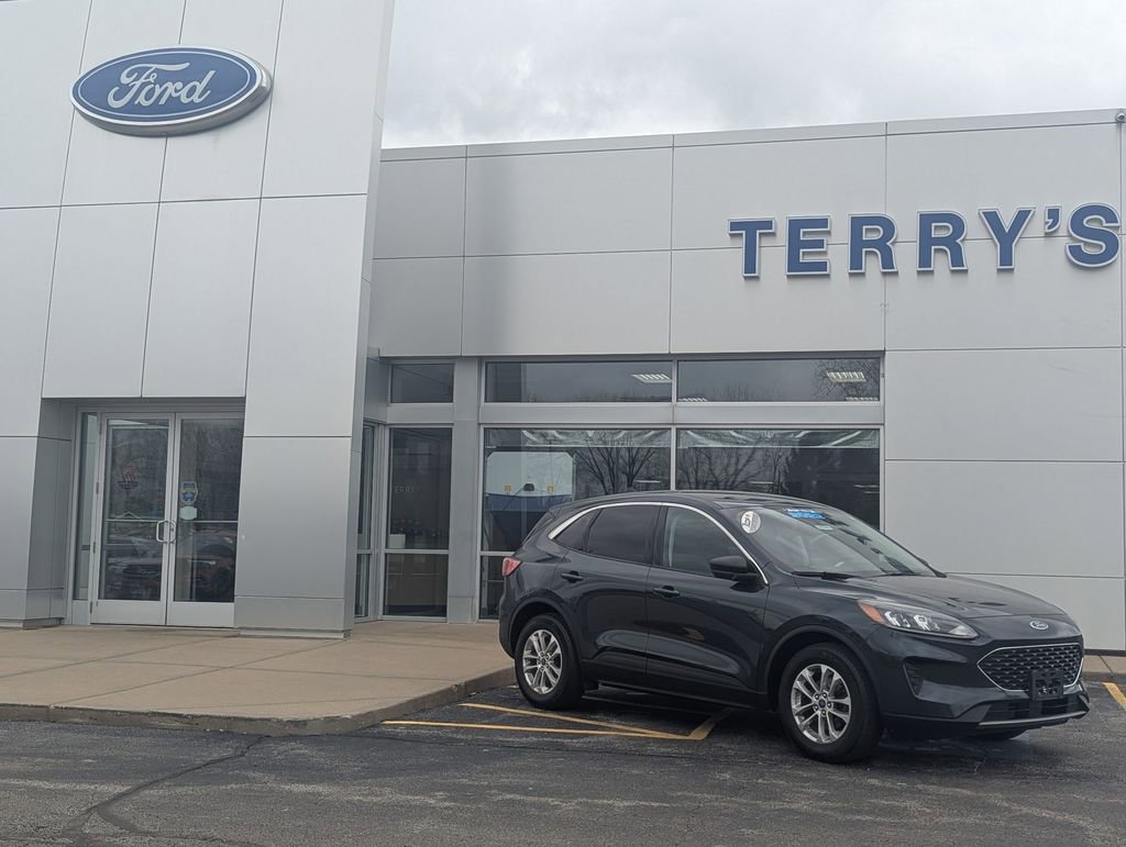 Used 2022 Ford Escape SE w/ Convenience Package FWD image 1