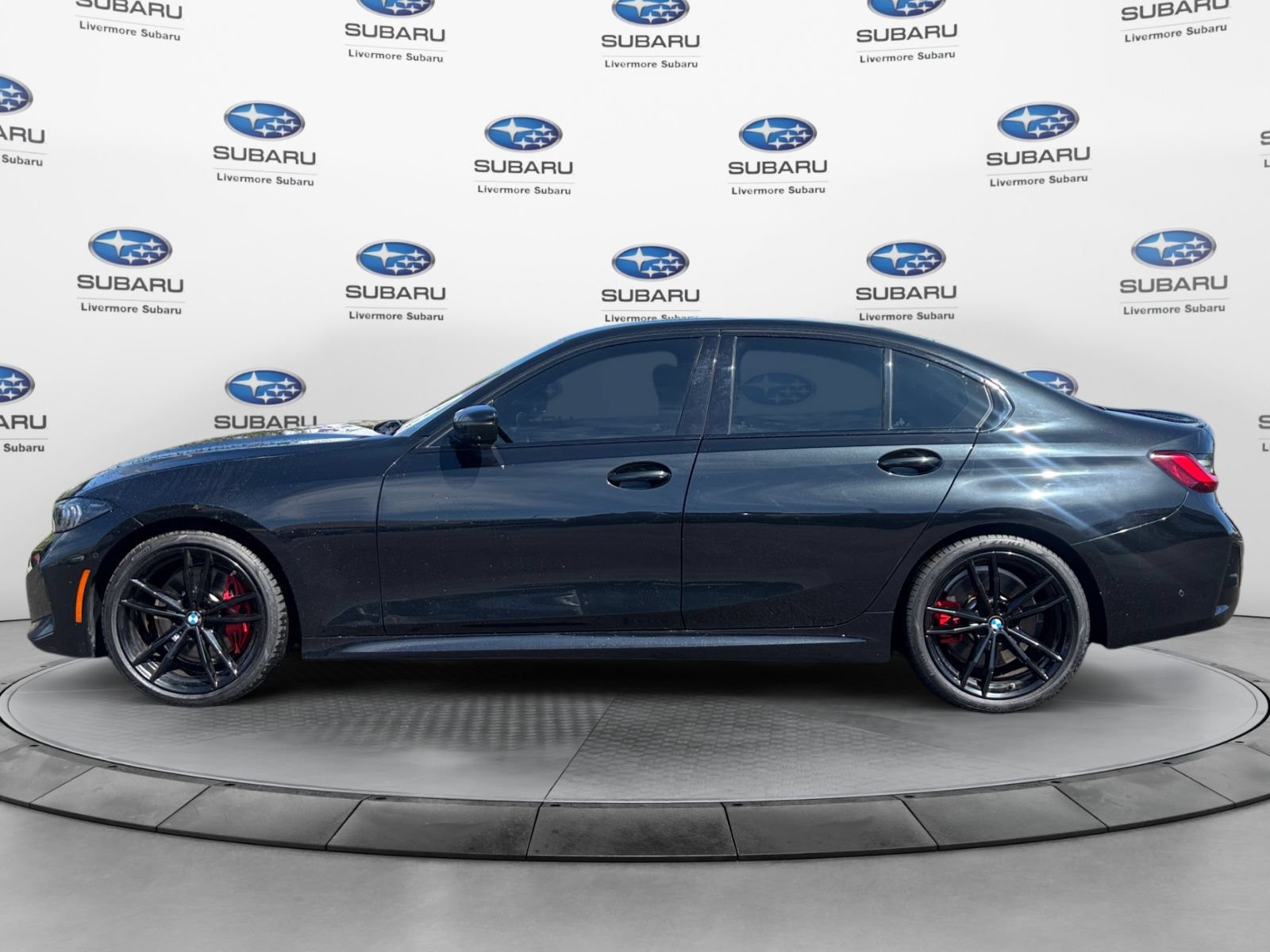 Used 2023 BMW 330i Sedan w/ M Sport Package RWD image 3