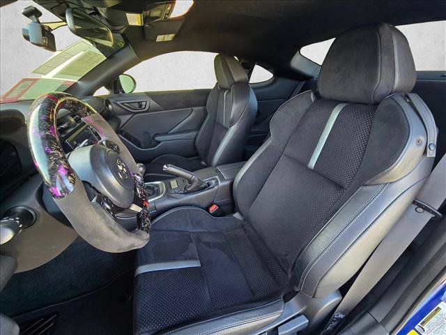 Used 2025 Toyota GR86 Premium RWD image 15