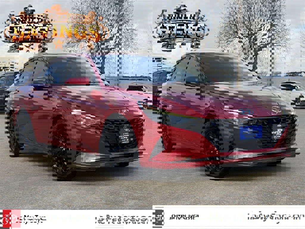 Used 2023 Hyundai Elantra SEL image 2