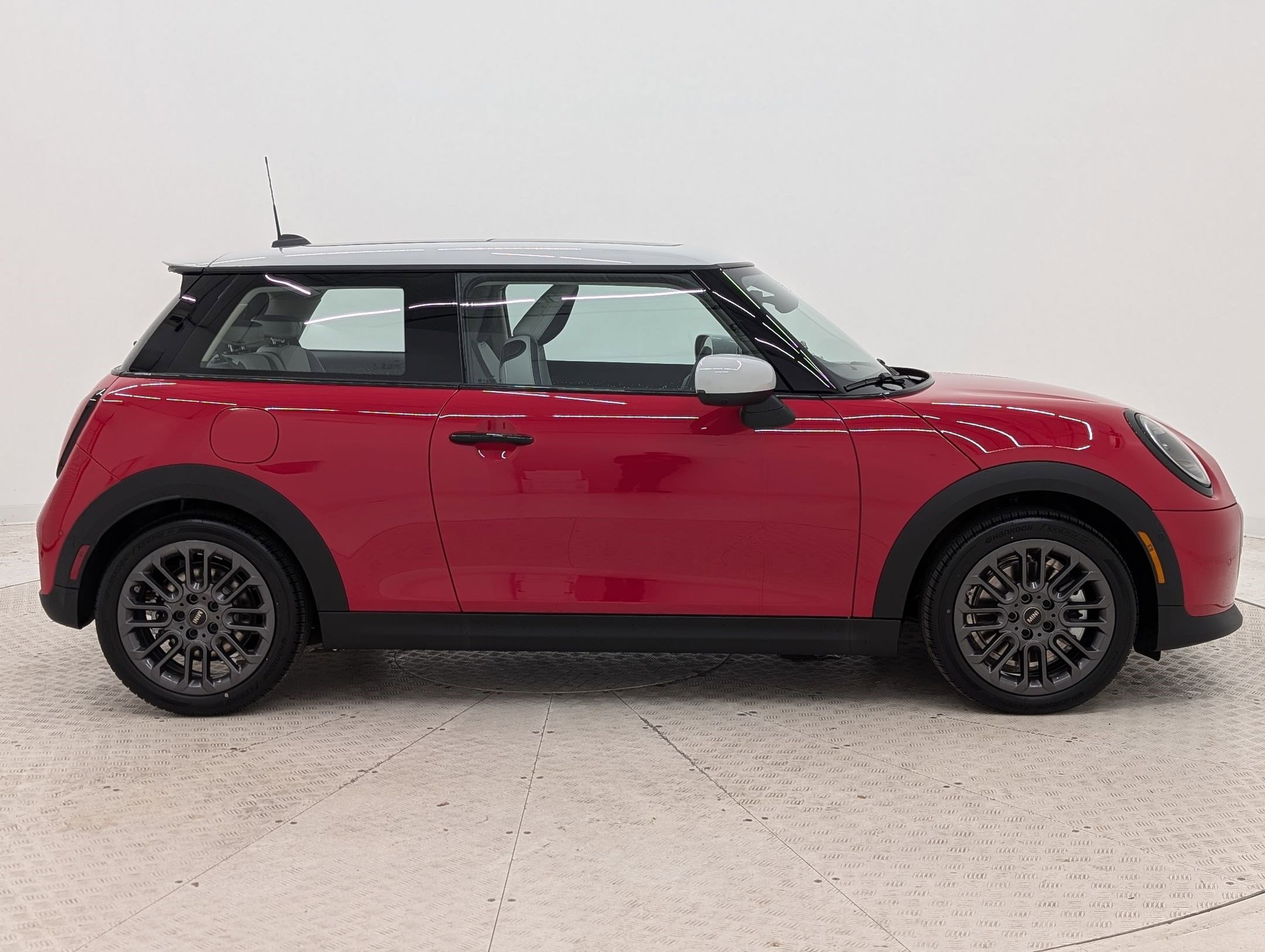 New 2026 MINI Cooper S image 7