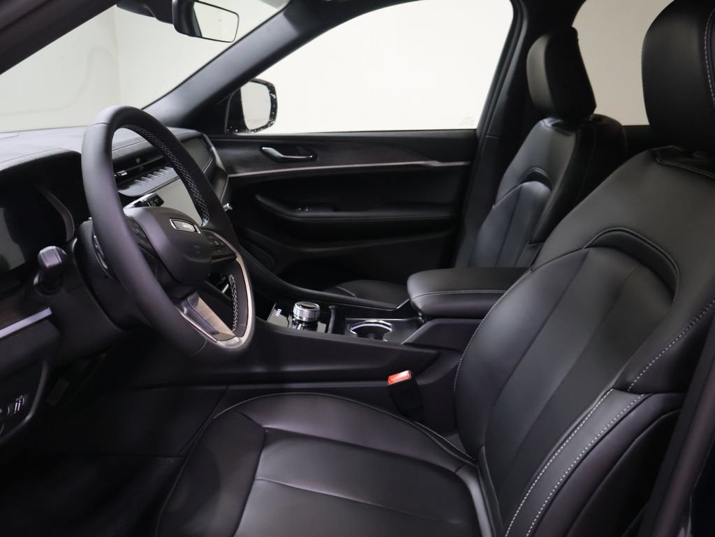 New 2027 Jeep Grand Cherokee Limited AWD/4WD image 8