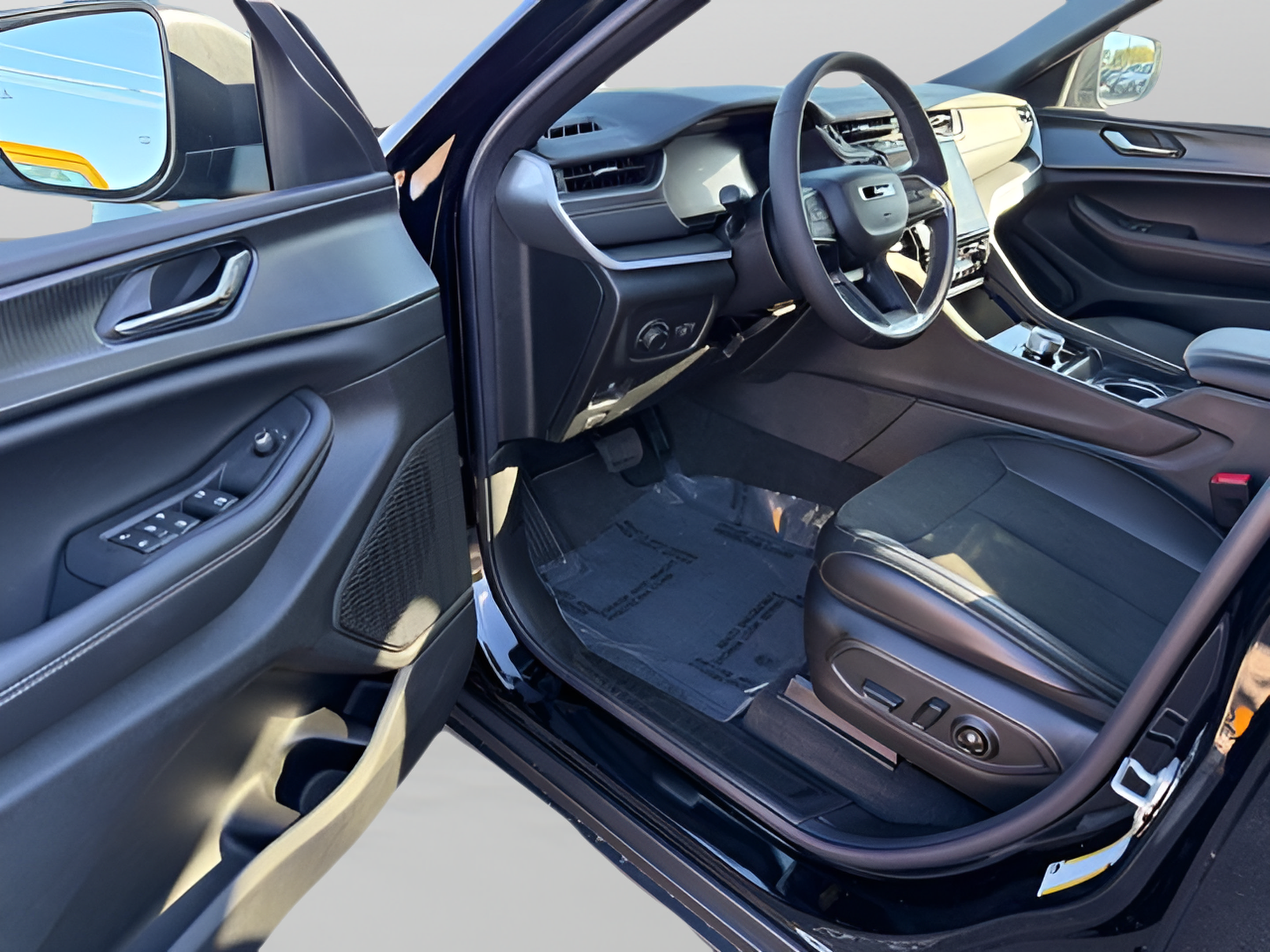 New 2027 Jeep Grand Cherokee Laredo X AWD/4WD image 17