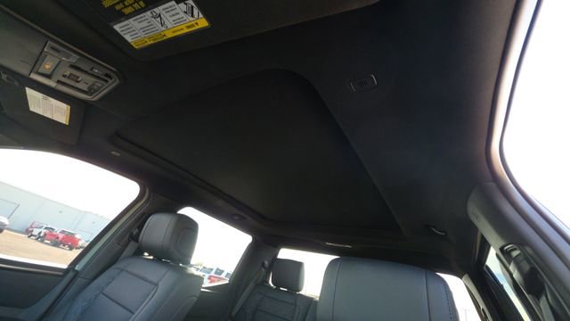 Used 2025 Toyota Tundra Limited image 15