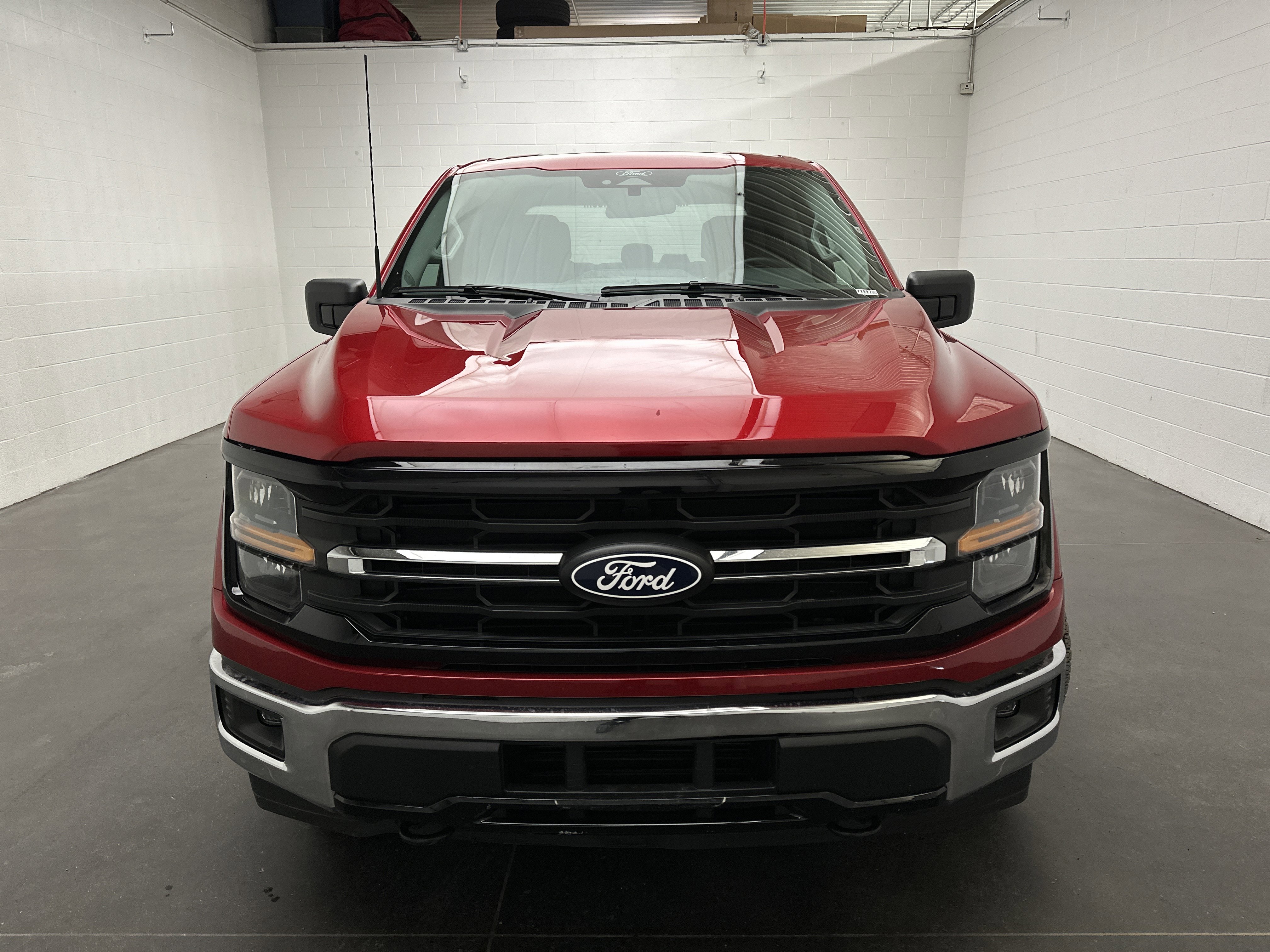 Used 2025 Ford F150 XLT w/ Equipment Group 301A Standard image 3