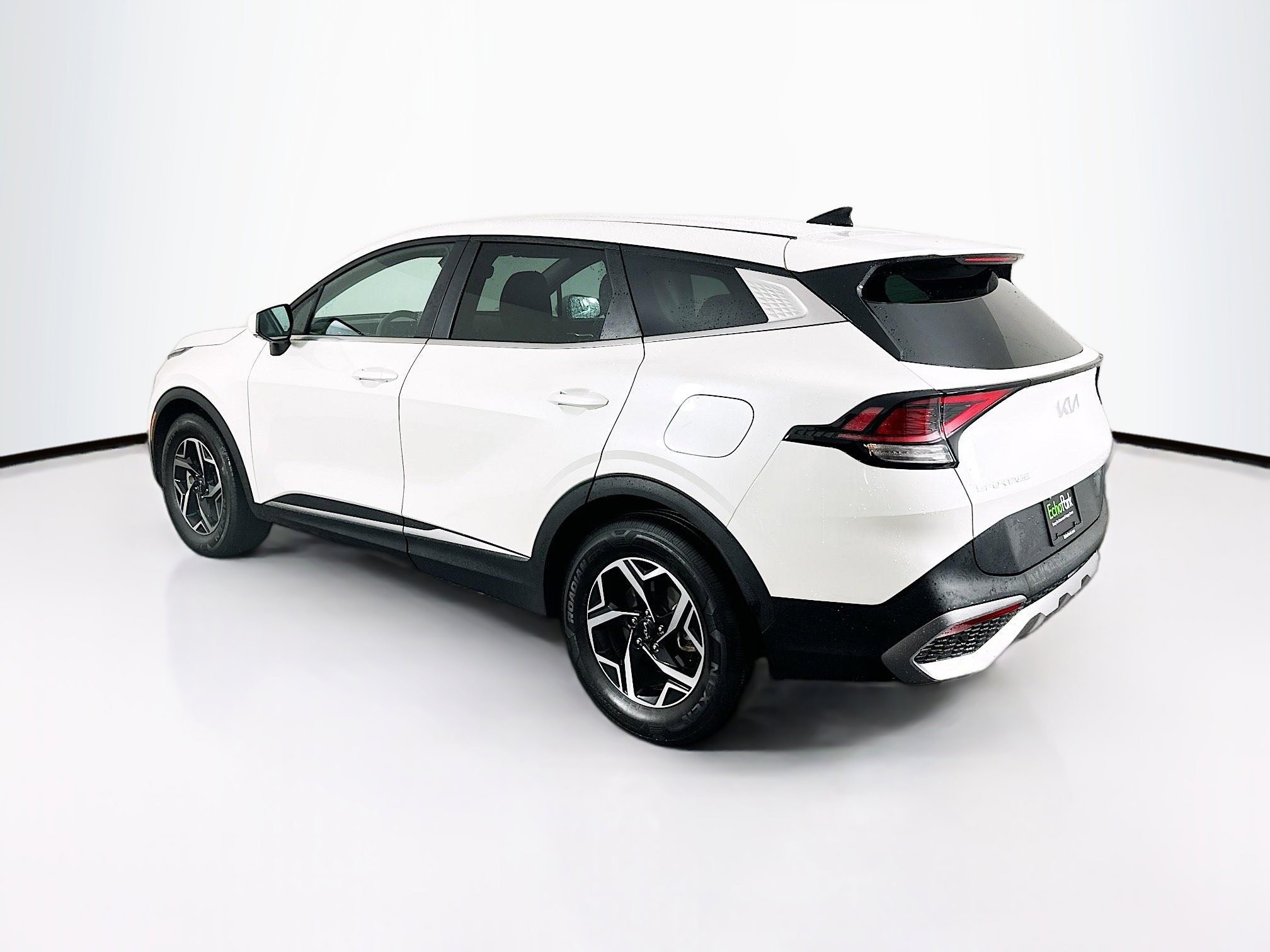 Used 2024 Kia Sportage LX image 5