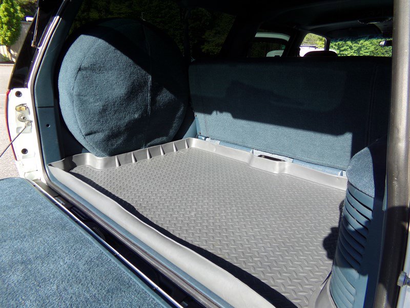 Used 1994 Chevrolet Suburban K1500 4WD image 14