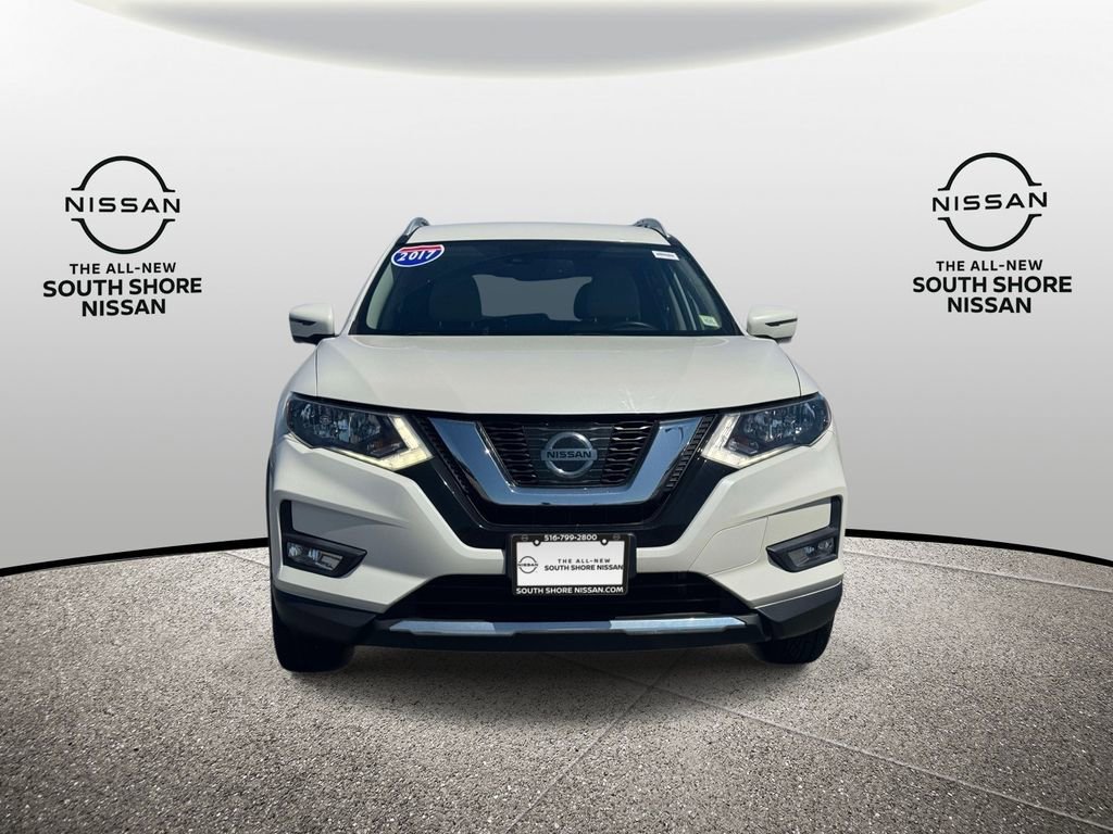 Used 2017 Nissan Rogue SL AWD/4WD image 2