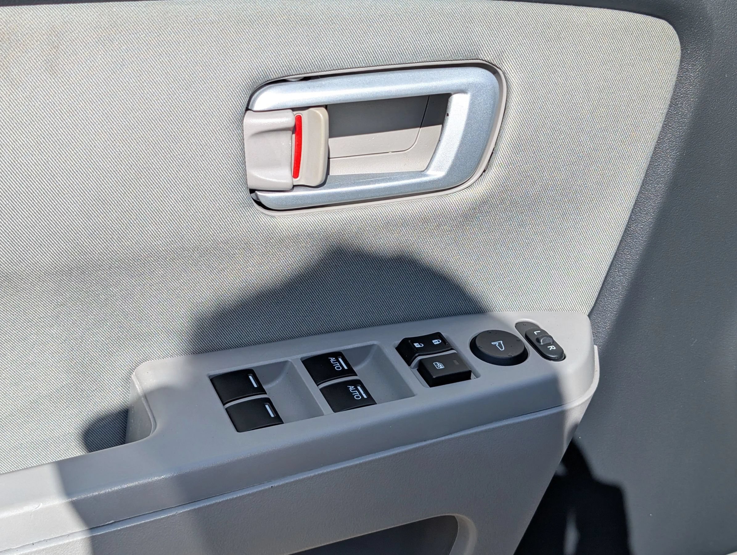 Used 2014 Honda Pilot LX image 17