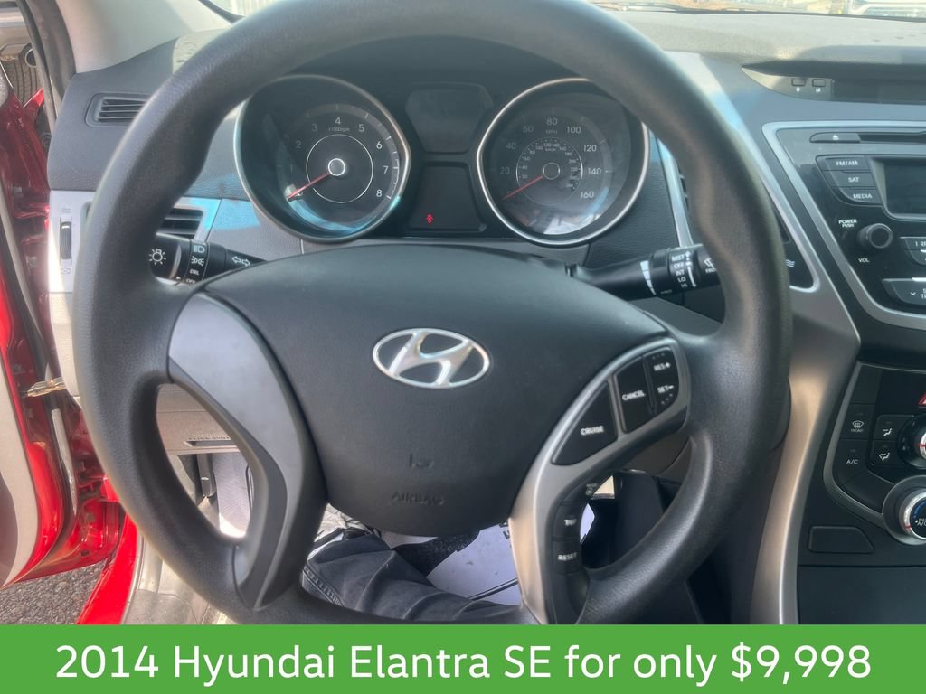 Used 2014 Hyundai Elantra SE FWD image 14