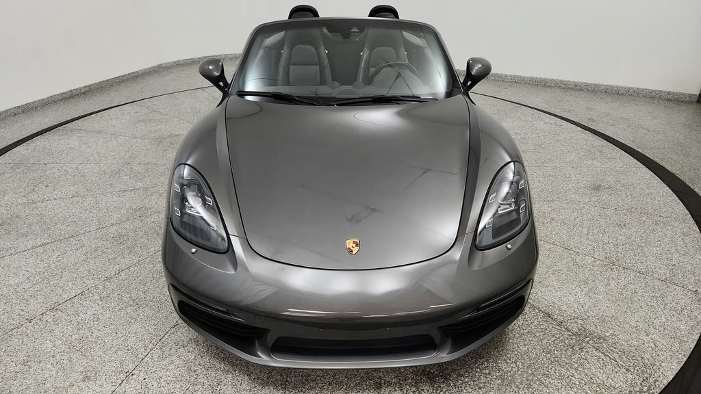 Used 2022 Porsche 718 Boxster RWD image 10
