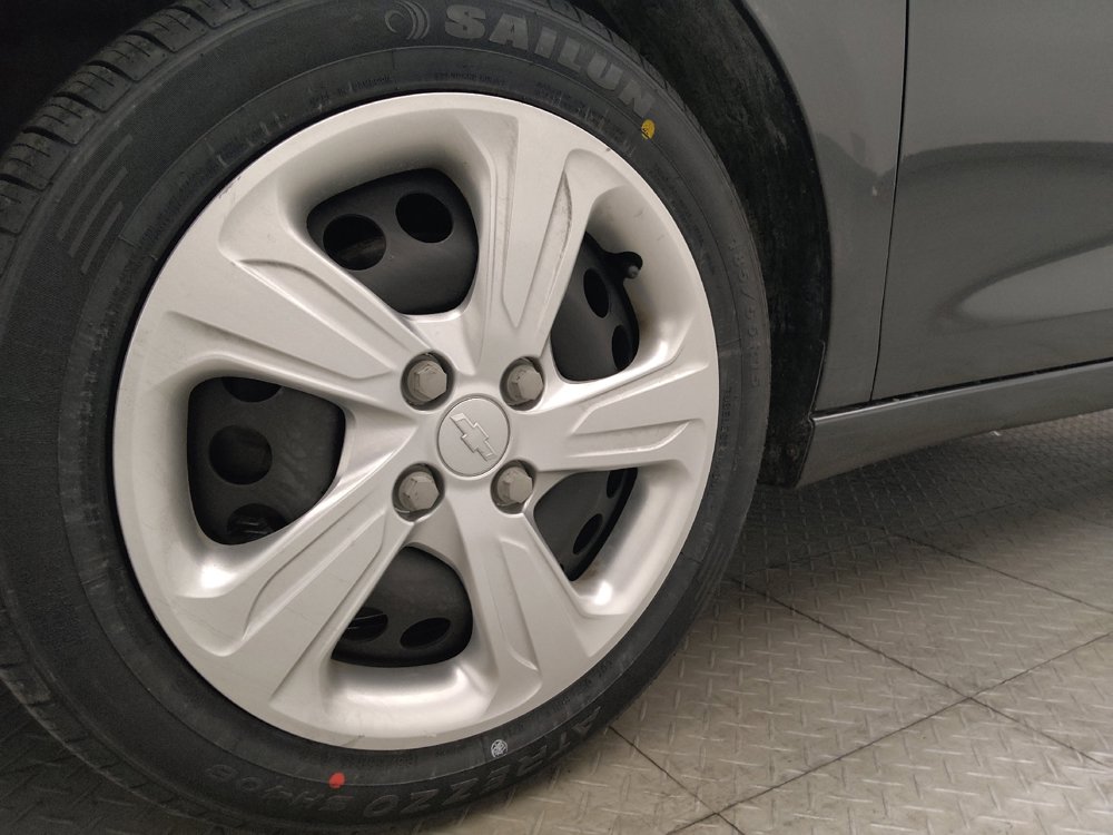 Used 2019 Chevrolet Spark LS FWD image 31