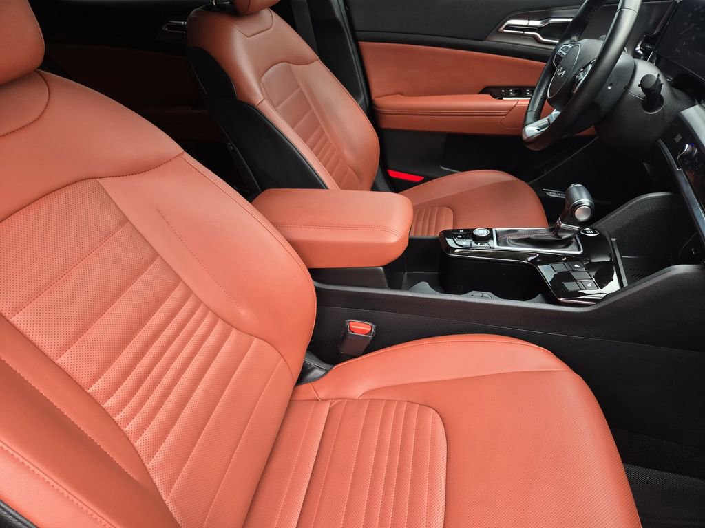 Certified 2023 Kia Sportage SX image 19