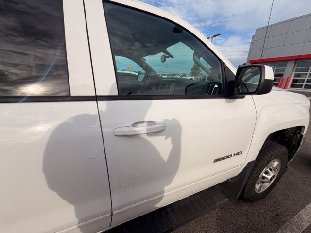 Used 2015 Chevrolet Silverado 2500 LT AWD/4WD image 12