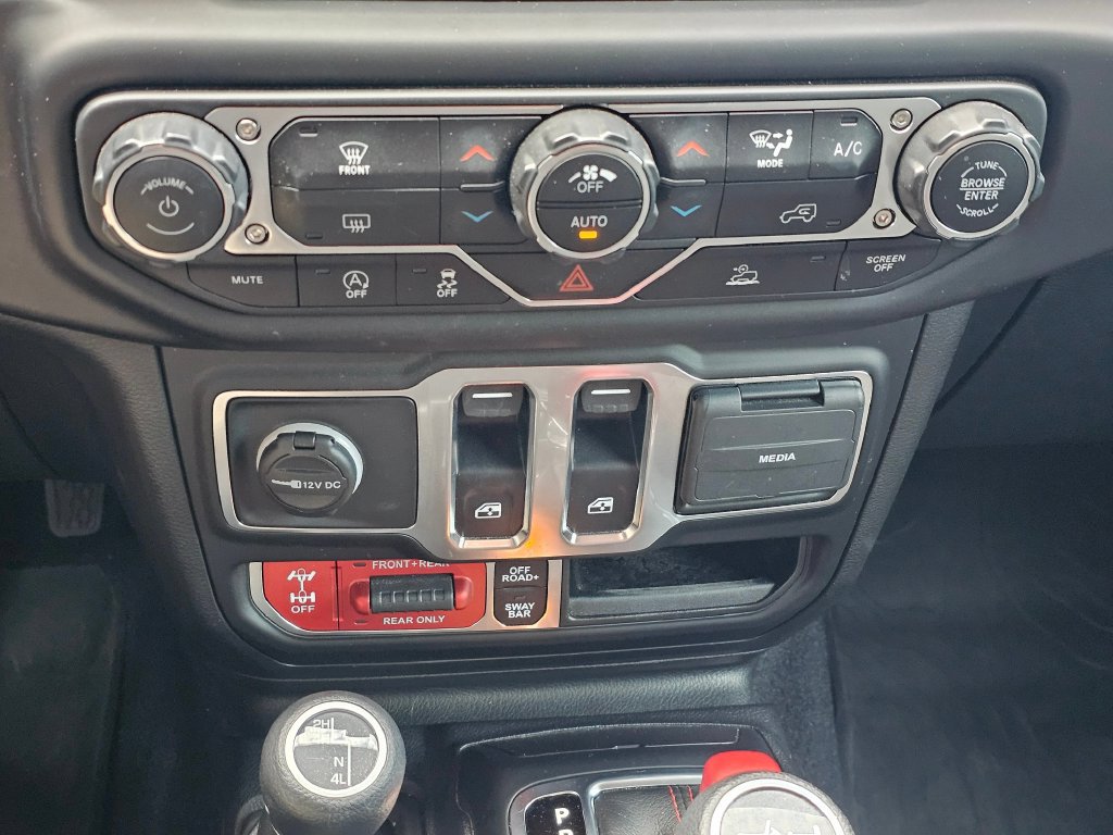 Used 2021 Jeep Wrangler Rubicon AWD/4WD image 28