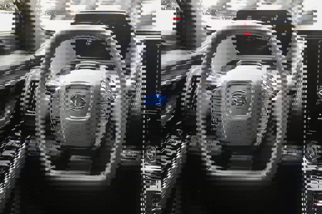 Used 2025 Subaru Solterra Premium image 15