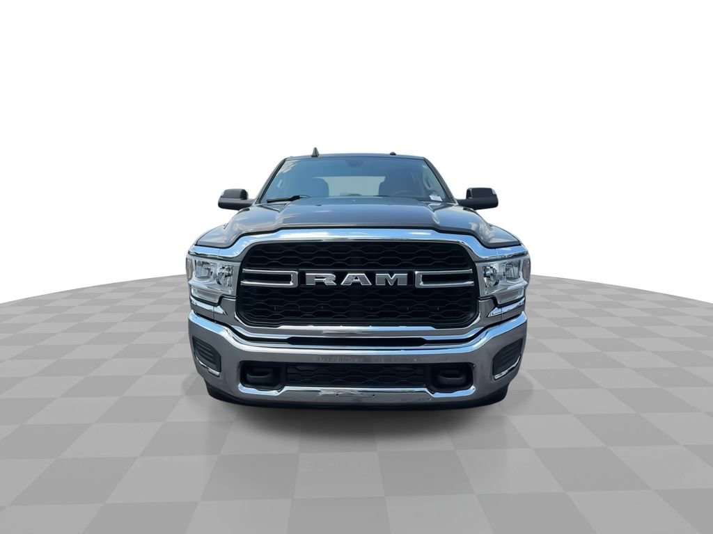 Used 2019 RAM 2500 Tradesman w/ Chrome Appearance Group AWD/4WD image 3