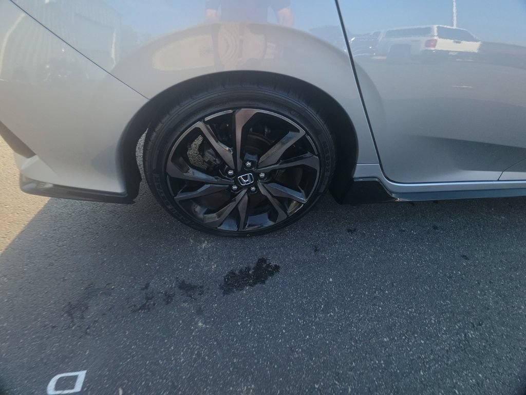 Used 2018 Honda Civic Sport image 10