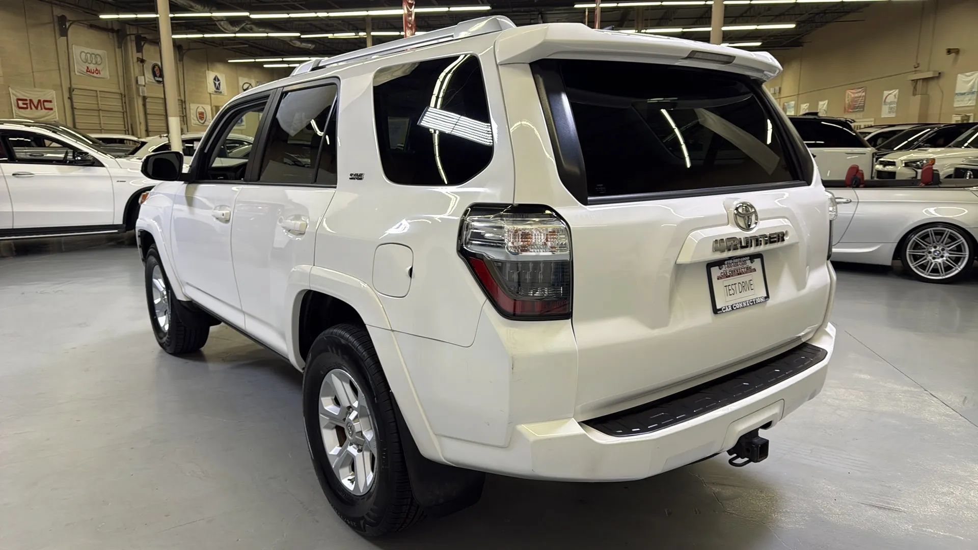 Used 2018 Toyota 4Runner SR5 RWD image 12