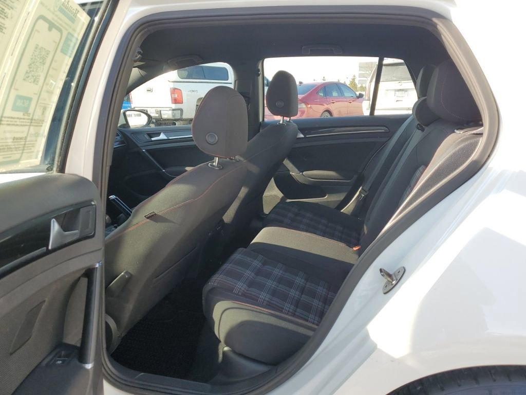 Used 2016 Volkswagen GTI S image 33