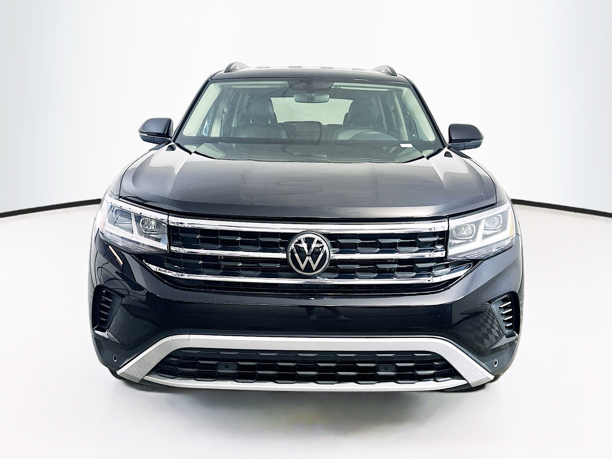 Used 2021 Volkswagen Atlas SE AWD/4WD image 2