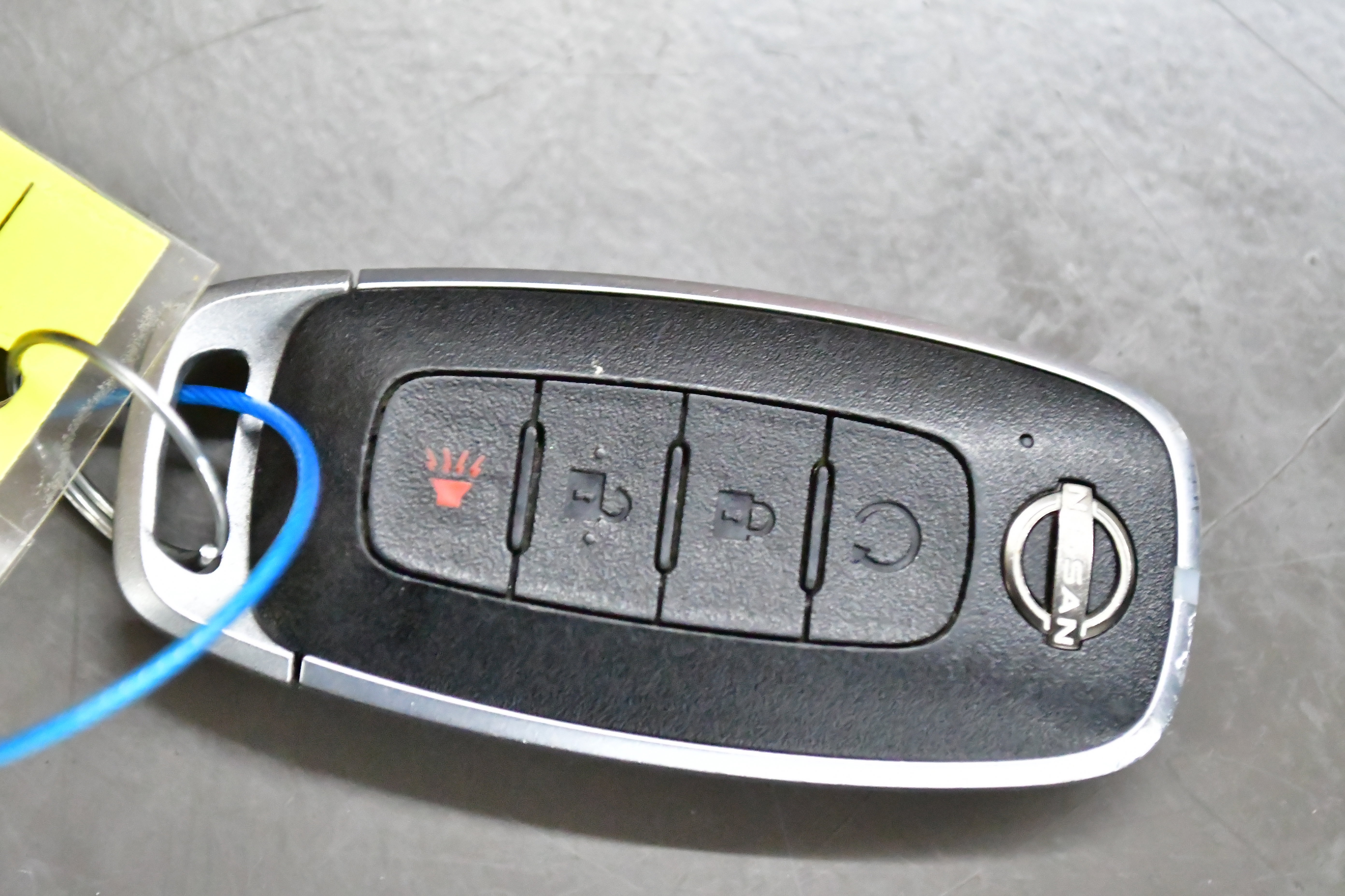 Used 2023 Nissan Rogue SV image 54