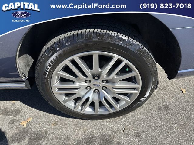 Used 2022 Ford Expedition Platinum image 13