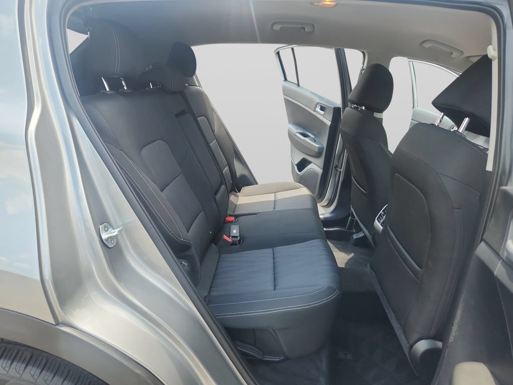 Used 2020 Kia Sportage LX AWD/4WD image 18