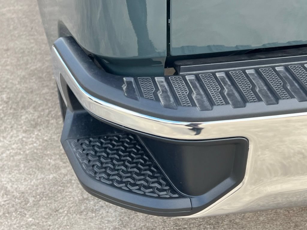 New 2026 Chevrolet Silverado 1500 LT RWD image 17