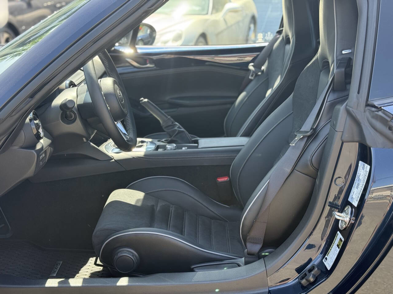 Used 2025 MAZDA MX-5 Miata RF Club w/ Weather Package image 12