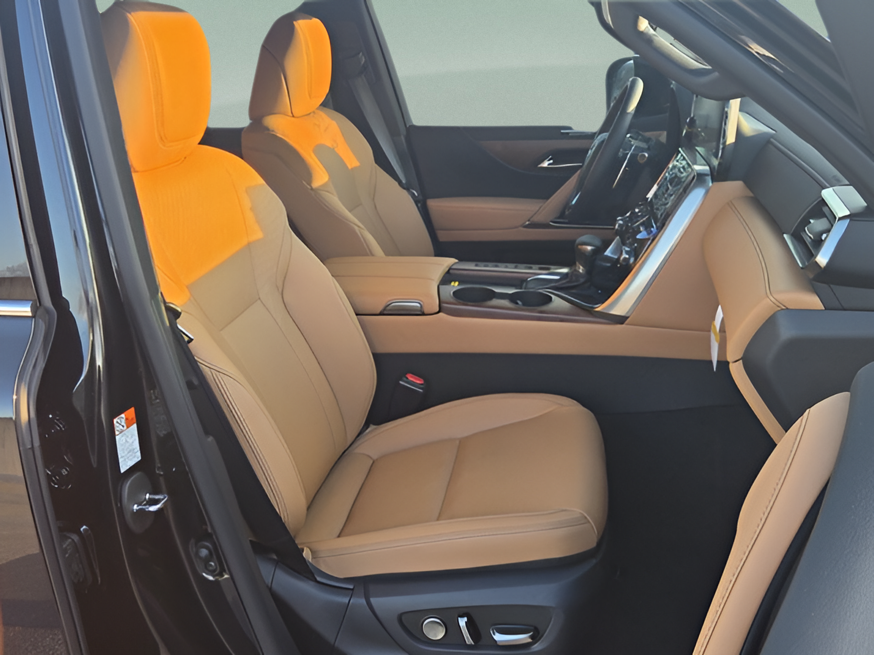 New 2026 Lexus LX 600 4WD w/ Accessory Package (Z1) image 16