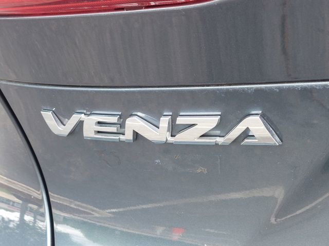 Used 2024 Toyota Venza LE AWD/4WD image 37