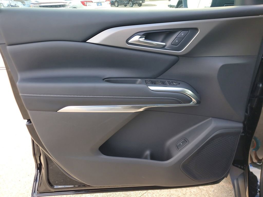 New 2026 Chevrolet Traverse LT w/ Driver Confidence Package image 18