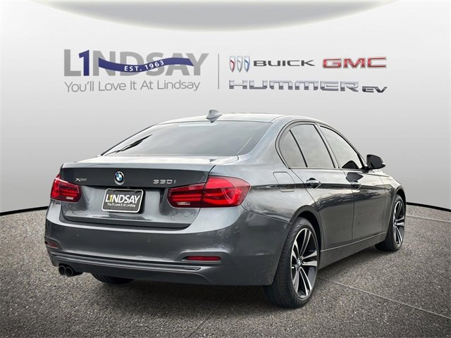 Used 2018 BMW 330i xDrive Sedan video 2